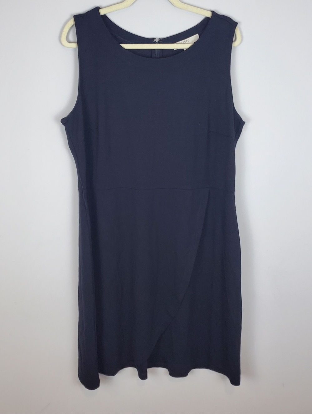 Loft Plus Women's Sleeveless  Dress NWT Black Size 16